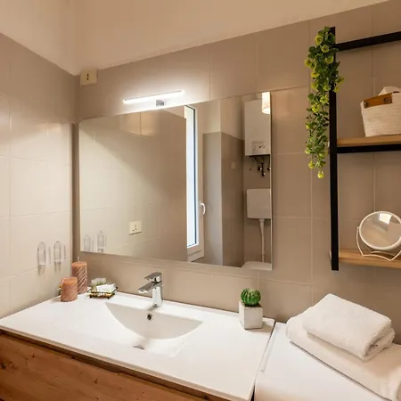 Apartamento Guesthost - Bright In Center *