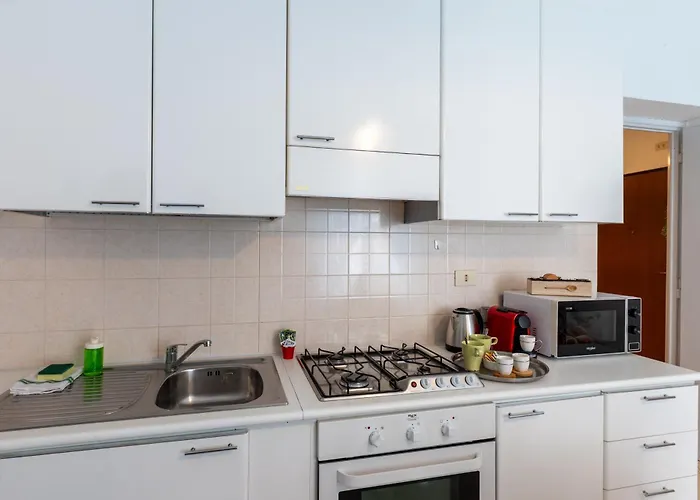 Guesthost - Bright In Center Apartamento