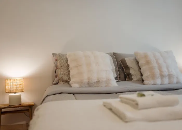 Guesthost - Bright In Center Apartamento *